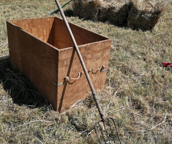 How to make a bale box