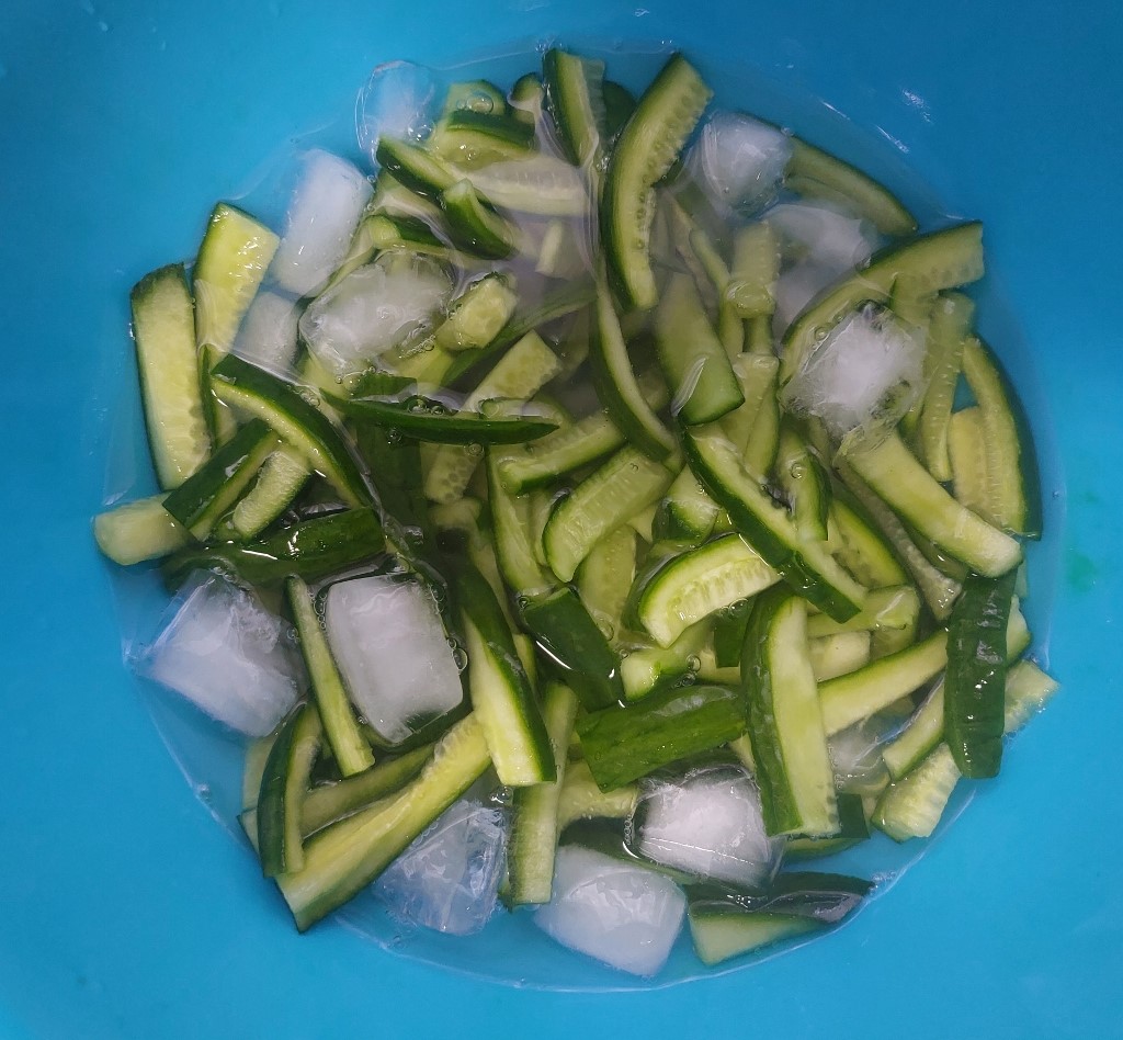 how to pickle cucumbers