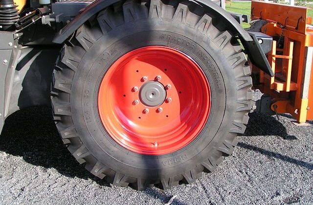 Tractors: Check those tyre pressures